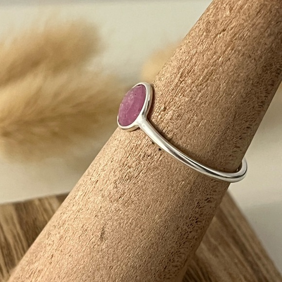 Solid 925 Sterling Silver Strawberry Quartz Gemstone Stacker Ring Size 6.75 - Picture 3 of 8